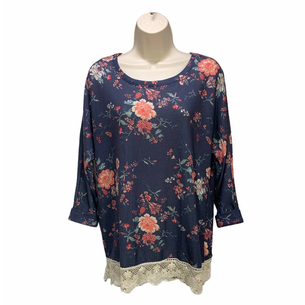 Eyeshadow Womens  Floral Top Size Medium Size Long Sleeve Blouse Lace Pullover